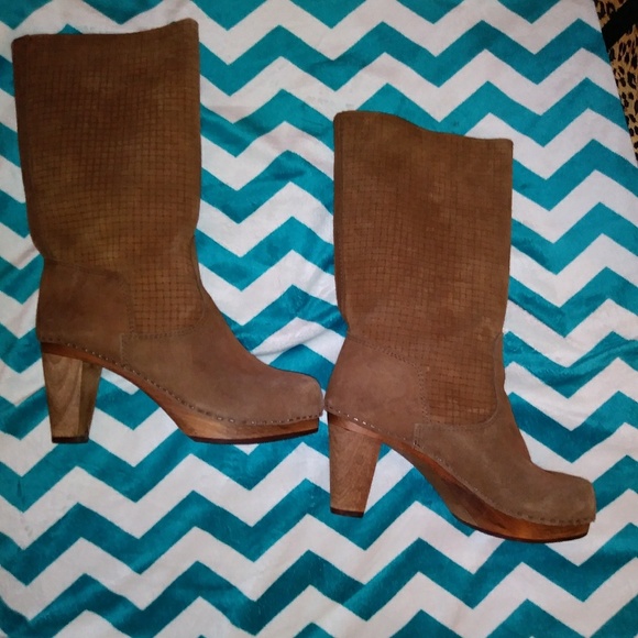 Sanita Boots - Picture 2 of 6